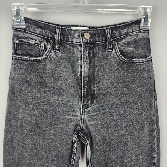 Abercrombie & Fitch Black Mom High Rise Jeans Distressed Sz 26 2R - Picture 2 of 9